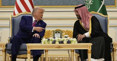 Trump Signs $142B Arms Deal with Saudi Arabia