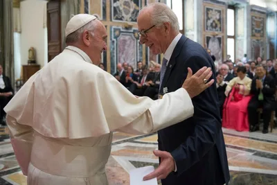 Generate new models of economic progress, Pope urges business leaders