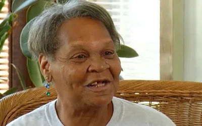 Woman Facing Eviction Saved From Homelessness When Community Buys Home for Her: 'She's the Brightest Star'