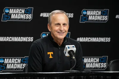 Tennessee Head Coach Rick Barnes Says Faith Has Been the ‘Main Thing’ For This Year's Team - RELEVANT