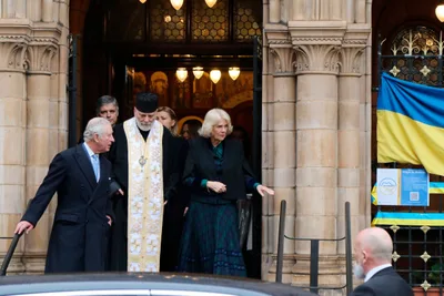 Prince Charles visits Ukrainian Catholic cathedral to offer assistance