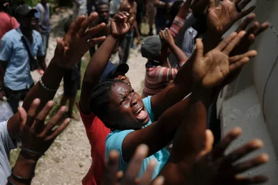 Haitians return to quake-damaged churches, gangs offer aid | Baptist Press