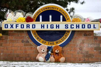 Parents of Oxford shooting suspect charged with involuntary manslaughter