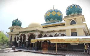 Muslim Mob Halts Church Roof Repairs in Indonesia - Morningstar News