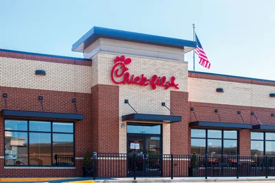 ‘God bless ‘em’: Mike Rowe Praises Chick-fil-A Kids Summer Camp Teaching Soft Skills