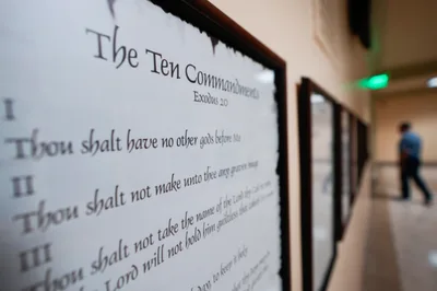 Court Blocks Louisiana Law Requiring Schools to Post Ten Commandments in Classrooms | Baptist Press