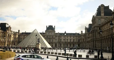 French Police Arrest Suspected Louvre Jewels Thief at Airport