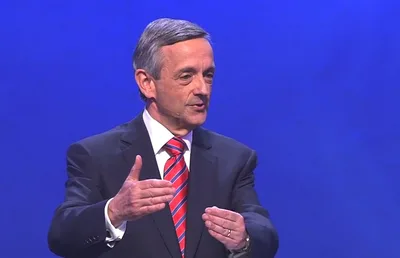 Robert Jeffress Rejects ‘Christian Nationalist’ Label But Says America Founded as ‘Christian Nation’