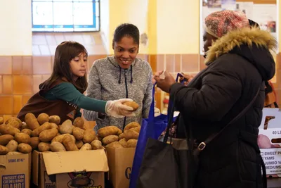 Catholics’ ‘power of generosity’ fuels annual #iGiveCatholic Giving Day | Crux