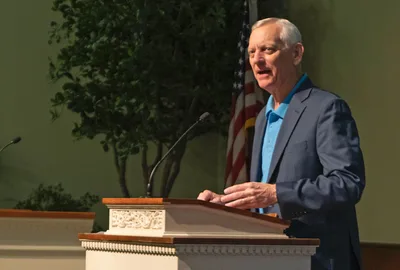 Richards announces plans to step down in 2021 | Baptist Press