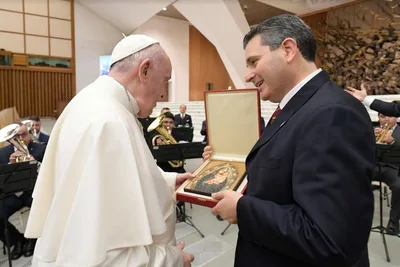 Pope Francis: Let’s ‘begin again with more humanity’ amid pandemic