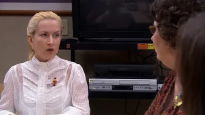 'The Office' Actress Says She Objected to 'super judgy' Christian Joke about Gay Character