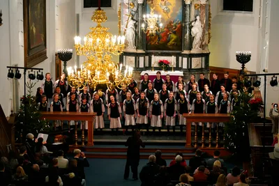 Ukrainian Youth Choir Defies War with Messages of Freedom