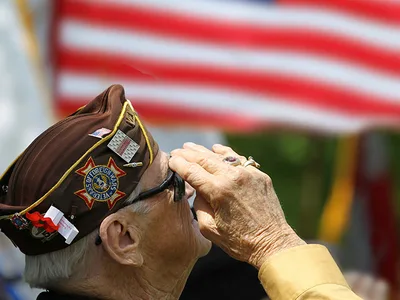Missouri Community Shows Up in a Big Way to Honor Vietnam Vet With No Surviving Family: 'Hundreds Came Out'