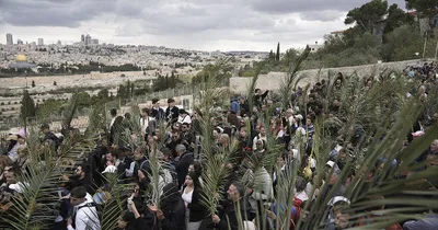 Jerusalem Cancels Annual Palm Sunday Processional, Citing Iran War
