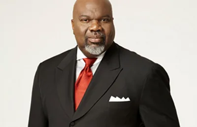 TD Jakes suffers 'slight health incident' during Sunday sermon
