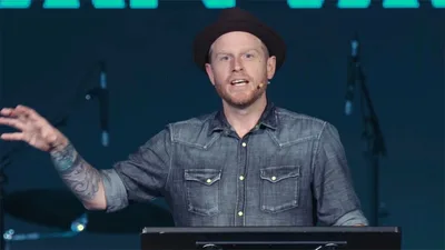 Aaron Ivey, pastor and husband of podcaster Jamie Ivey, accused of ‘indecent’ texts with men | Baptist Press
