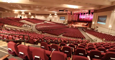 Chuck Swindoll to retire as pastor, focus on broadcasts