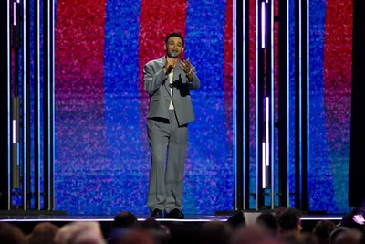 Tauren Wells calls for Christian unity at 2026 Dove Awards: ‘They will know us by our love’