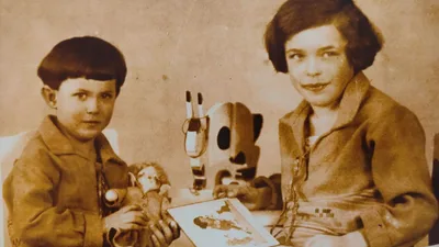Holocaust Survivor's Tale: Israeli Hanna Malka Survived Nazi Invasion, Death Camps, War