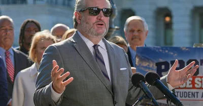 Senate landslide vote passes bill to reshape college sports