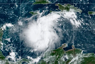 Ian Strengthens into a Hurricane, Heads Toward Cuba, Florida