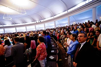 Are American Christians 'Unashamed' of Their Faith?