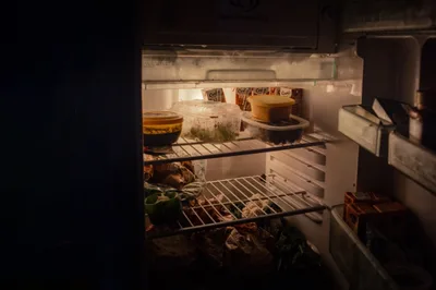 Oh Great: Late Night Snacks Are Bad For Your Mental Health - RELEVANT