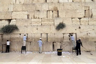 Revelation 7: The Jewish evangelists who will win countless people to Christ
