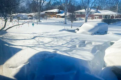 NY State, Military Police Enforce Buffalo Driving Ban, at Least 64 Dead from US Winter Storms