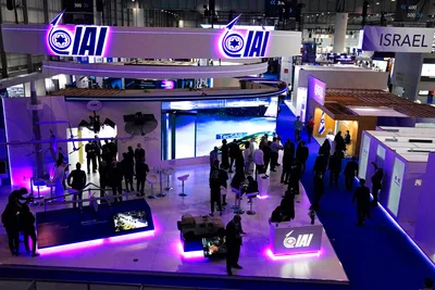A First: Israel Shows Off Military Might at Dubai Air Show