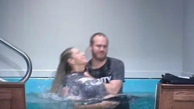 ‘I Was a Slave to Darkness’: During Touching Baptism, Ex-Drug Addict Says She’d ‘Be Dead’ if Church Didn’t Defy COVID Closure