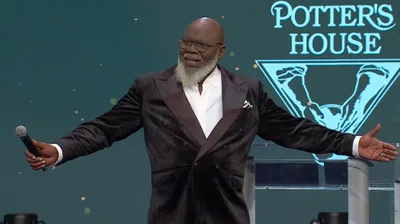 TD Jakes Reveals He Almost Died in Emotional Return to Pulpit after Surgery
