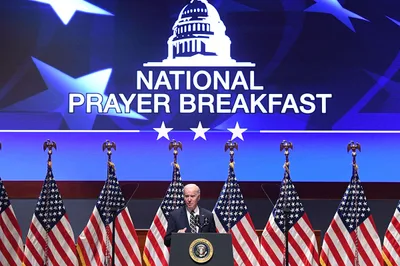 3 ways to pray for your political opponents