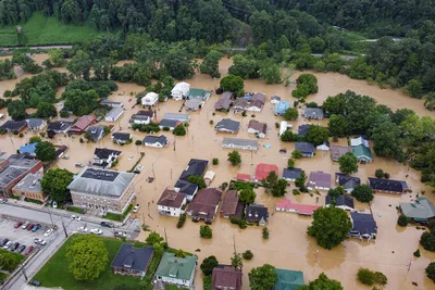 Death toll rises in flood-stricken areas of Kentucky as search and rescue teams look for missing