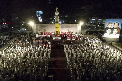 Pope Francis honors newly beatified El Salvador martyrs for their ‘heroic example’