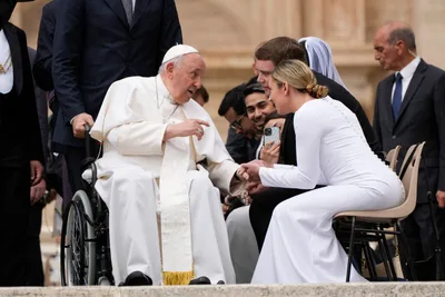 Pope approves blessings for same-sex couples that must not resemble marriage | Baptist Press