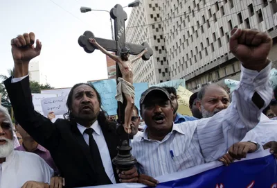 Government must act on 'shocking' levels of Christian persecution, says review