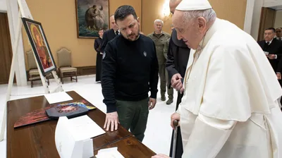 Zelensky Meets Pope at Vatican