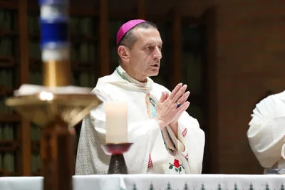 Bishop says to help the world, church first has to heal its own divides | Crux Now