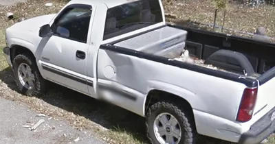 Texas fugitive kills family, dies in police shootout