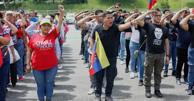 Venezuelan Planes Fly Near U.S. Vessel as Tensions Rise