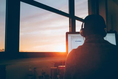 Setting Work Boundaries Is Biblical (We Can Prove It) - RELEVANT