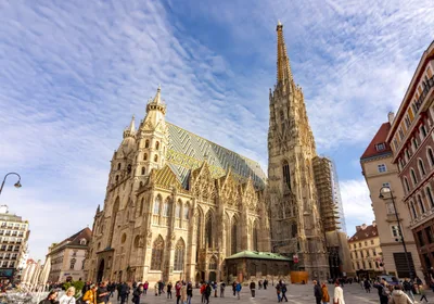 Vienna Police Warn of 'Islamist-motivated attack' on Churches, Houses of Worship