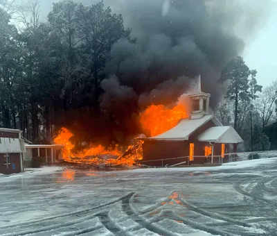 Fires claim church, camp building in Louisiana | Baptist Press