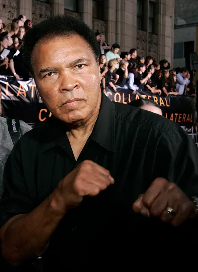 Muhammad Ali heard Gospel from Graham, Rogers | Baptist Press