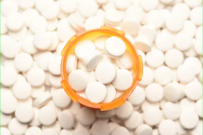 No, You Really Can't Overdose on Fentanyl Just By Touching It - RELEVANT