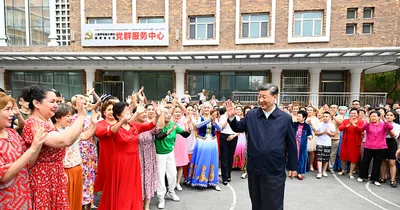 Chinese Leader Visits Xinjiang