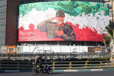 Iranian Regime Celebrates Anniversary by Burning ‘Baal’ Statue Labeled with Star of David amid Cries of ‘death to Israel’