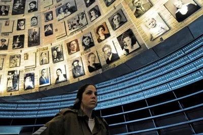 Yad Vashem names two French clergy as Righteous Among the Nations | Crux Now